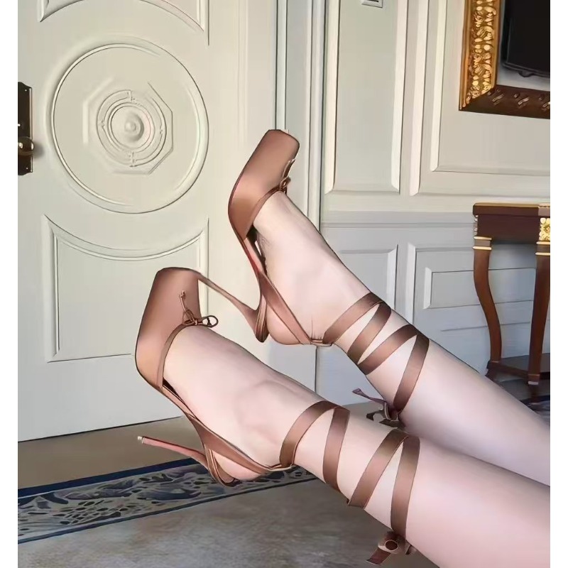 Women'S Shoes Quality - Kırmızı Yüksek Topuklu Ayakkabılar, Pileli Fiyonklu